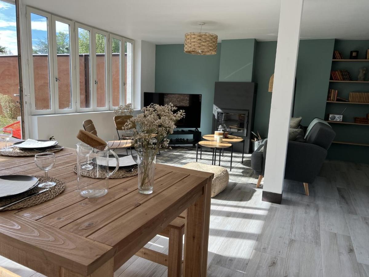 Maison De Campagne Entierement Climatisee Avec Grand Jardin Villa Pressagny-lʼOrgeuilleux Kültér fotó